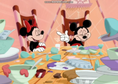 Mickey and Minnie - Hansel and Gretel 1-30 screenshot (2).png
